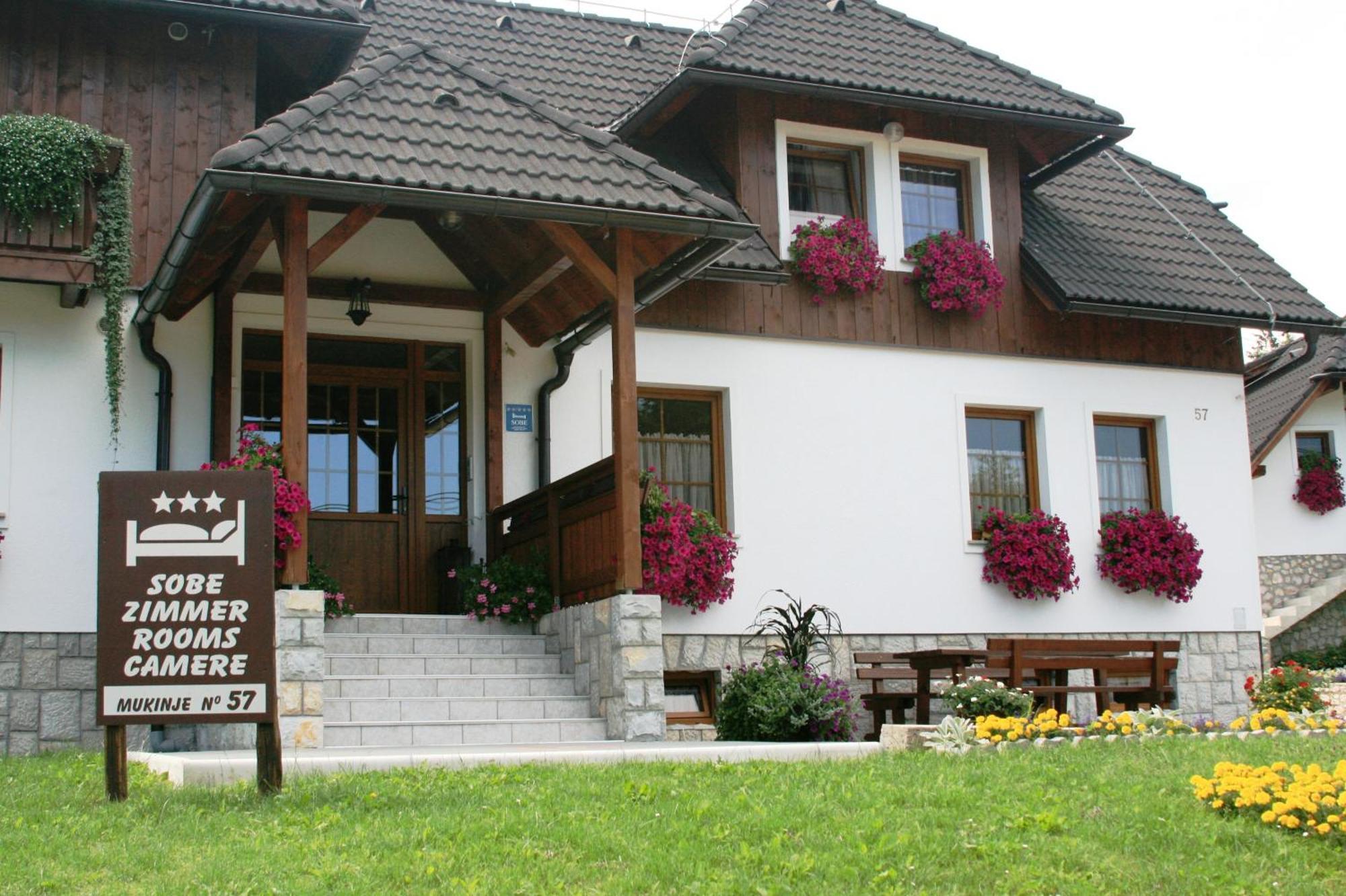Villa Knezevic Plitvička Jezera Extérieur photo